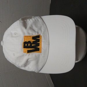 VGUC. Logo White baseball cap.